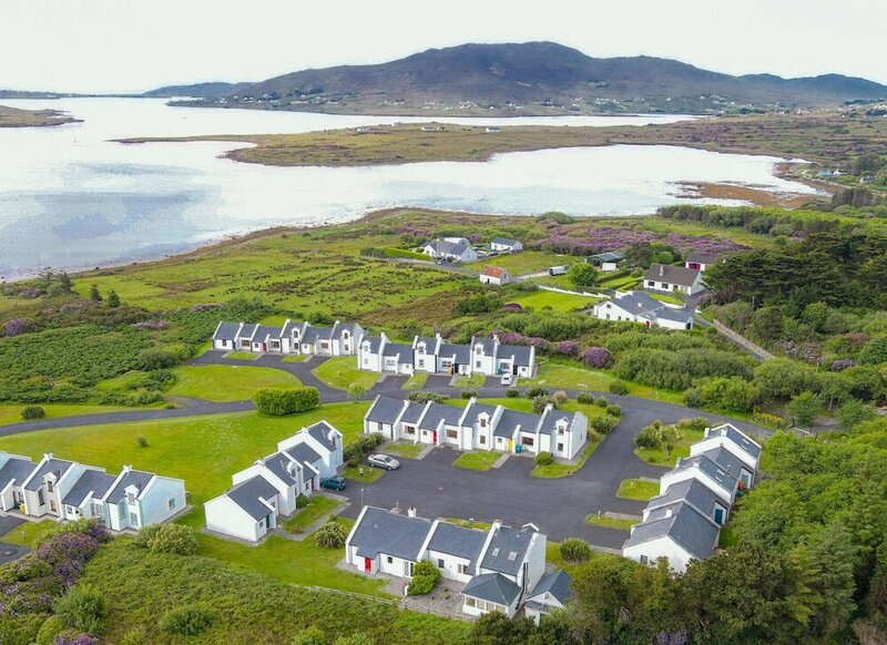 Апартаменты Achill Sound Holiday Village № 9
