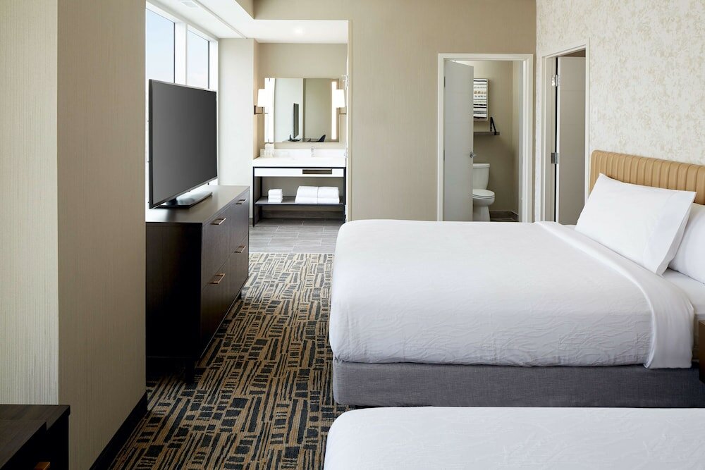 Фото Homewood Suites by Hilton Montreal Midtown, Quebec, Canada