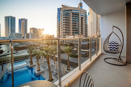 Апартаменты Sparkle Tower в Джумейре