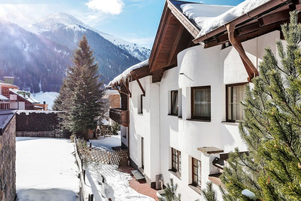 Фото Appartements Traxl by Skinetworks