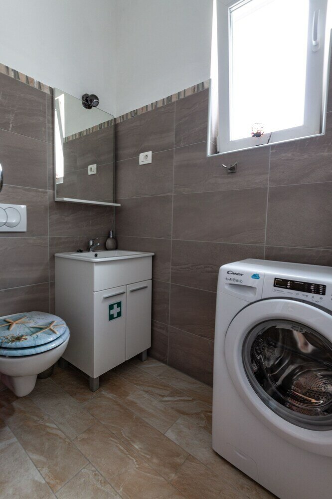 Фото Five bedroom villa Emily with pool