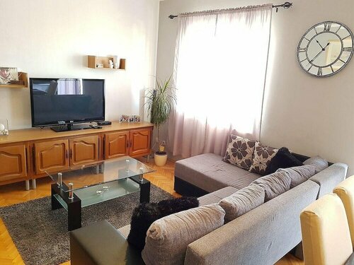 Гостиница Spacious Apartment Neda