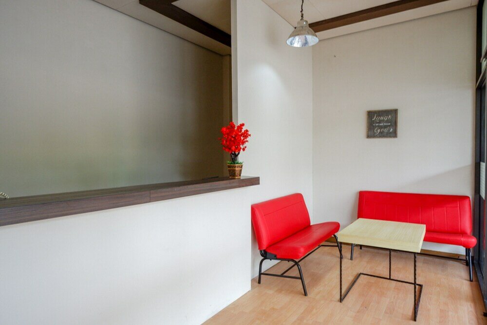 Фото RedDoorz near Pacific Mall Tegal 2