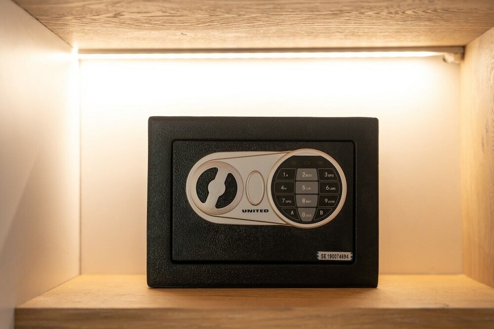 Фото Mirablue Luxury Residences