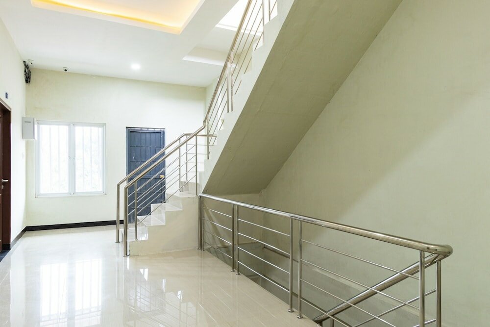 Фото RedDoorz near Medan Amplas