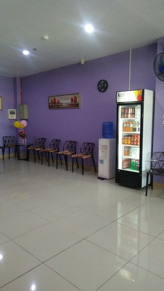 Фото Meaco Royal Hotel - Batangas City