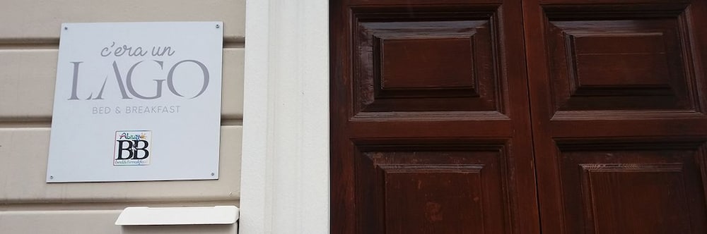 Фото C'era Un Lago