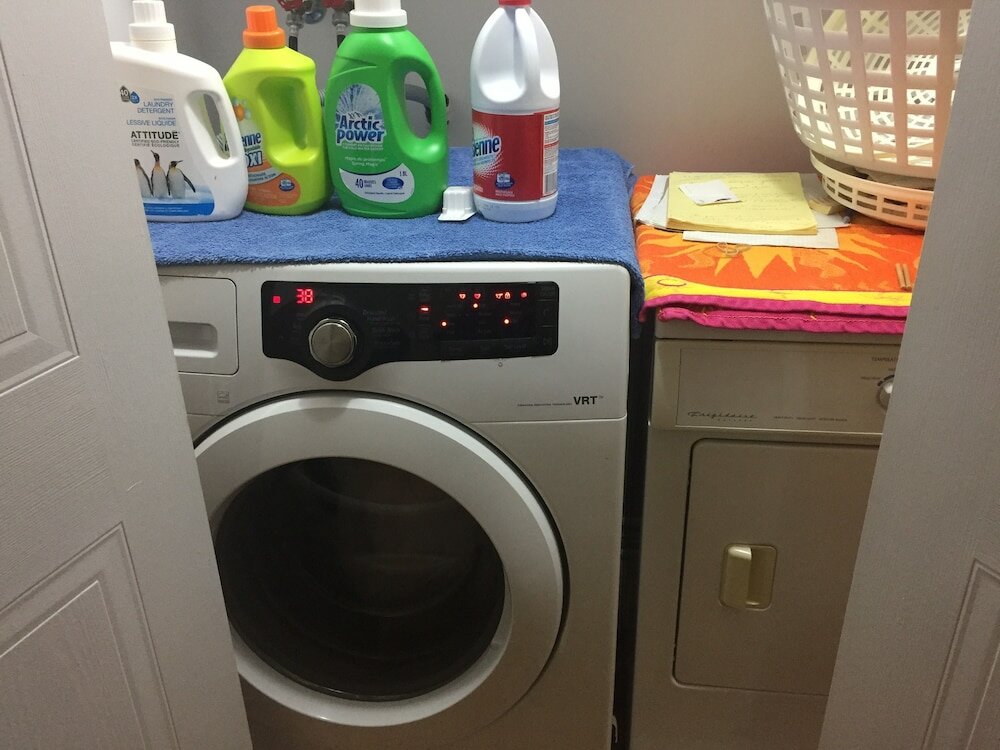 Фото Cozy water front Montreal