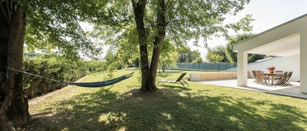 Фото Niifty Intera Villa Piscina Relax Idromassaggio e Sauna