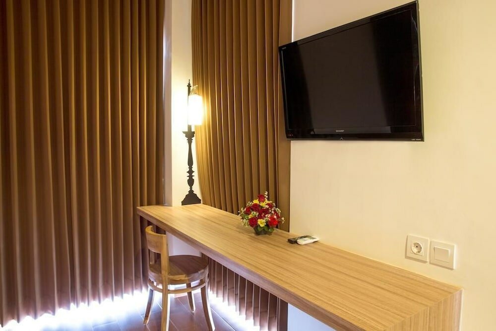 Фото DeMira Hotel