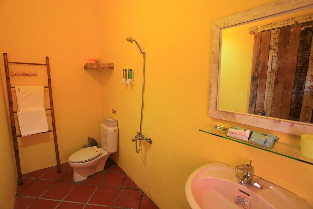 Фото Edge of Doggie Moon