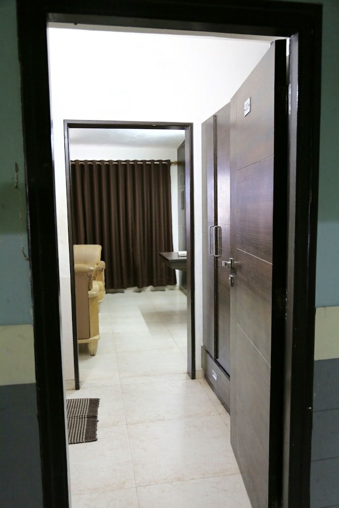 Фото Hotel Khushi International