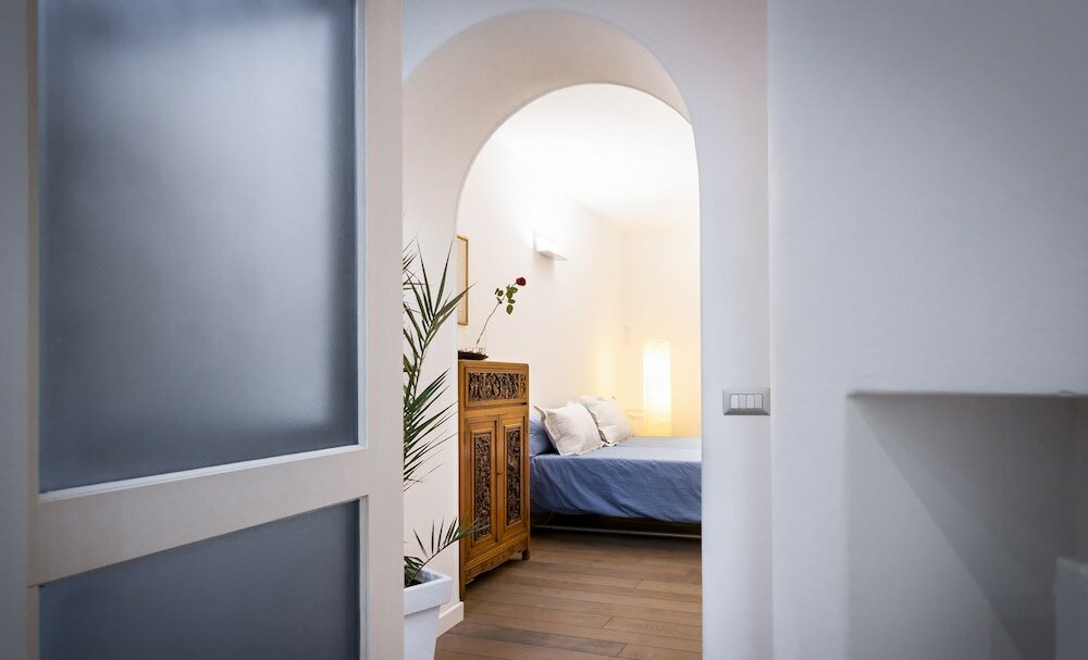 Фото MyHomeInComo - MC Julian Apartment