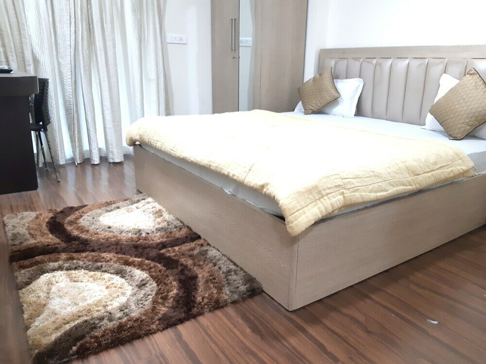 Фото Arista Service Apartments Kalanagar