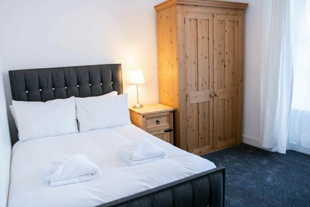 Short-term housing rental 2 Bedroom Property near Old Town & Grassmarket, Edinburgh, photo