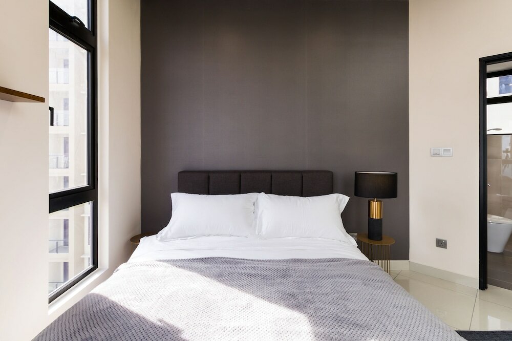 Фото J Dupion Boutique Suites by NowHere