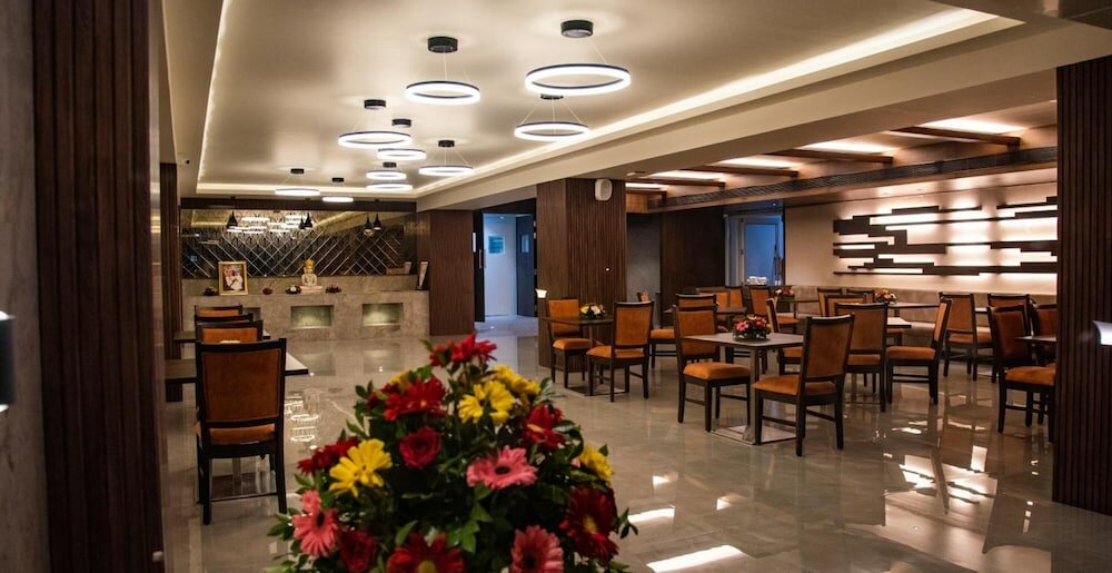 Фото Siara Styles Amba Suites