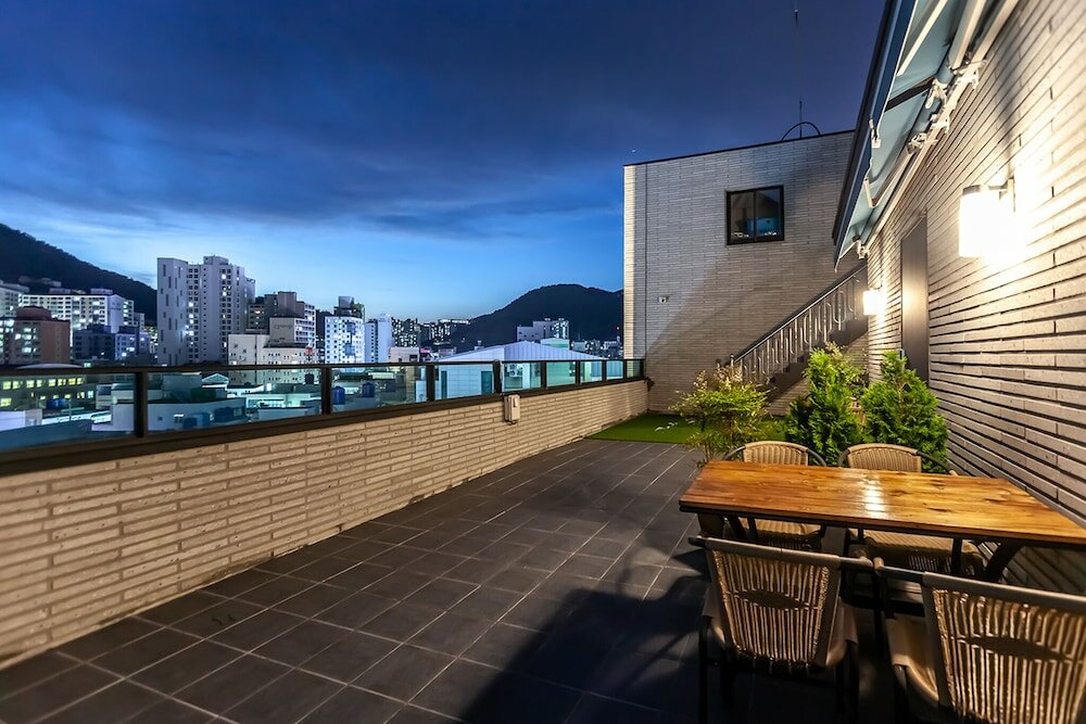 Фото Brown Dot Hotel Geoje
