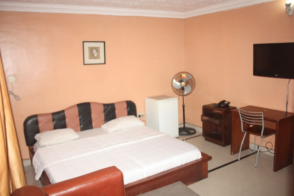 Фото Jcb Hotel & Hall