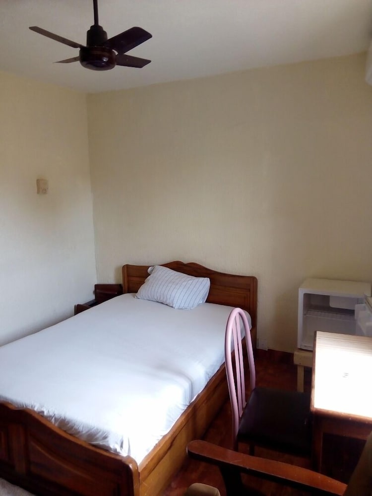 Фото Inn Syde Guest House