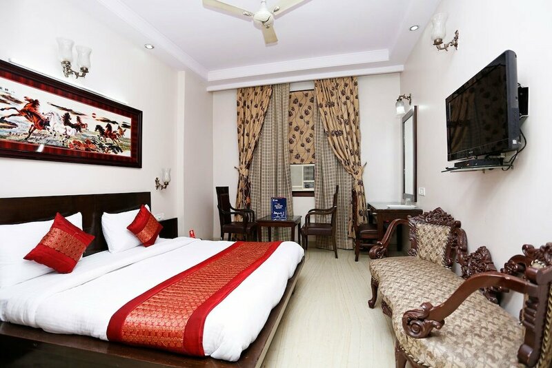 Гостиница Oyo 5401 Hotel Mid Town в Дели