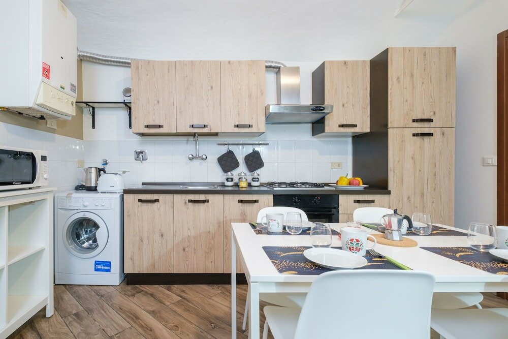 Фото House under the Towers