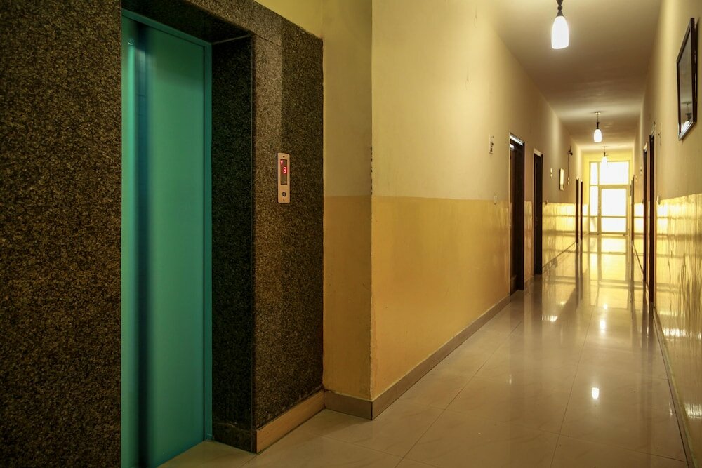 Фото Hotel Neeraj Bhawan