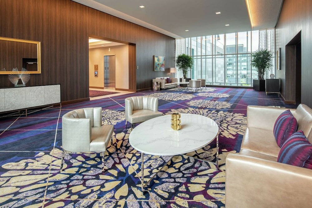 Фото Embassy Suites by Hilton Seattle Downtown Pioneer Square