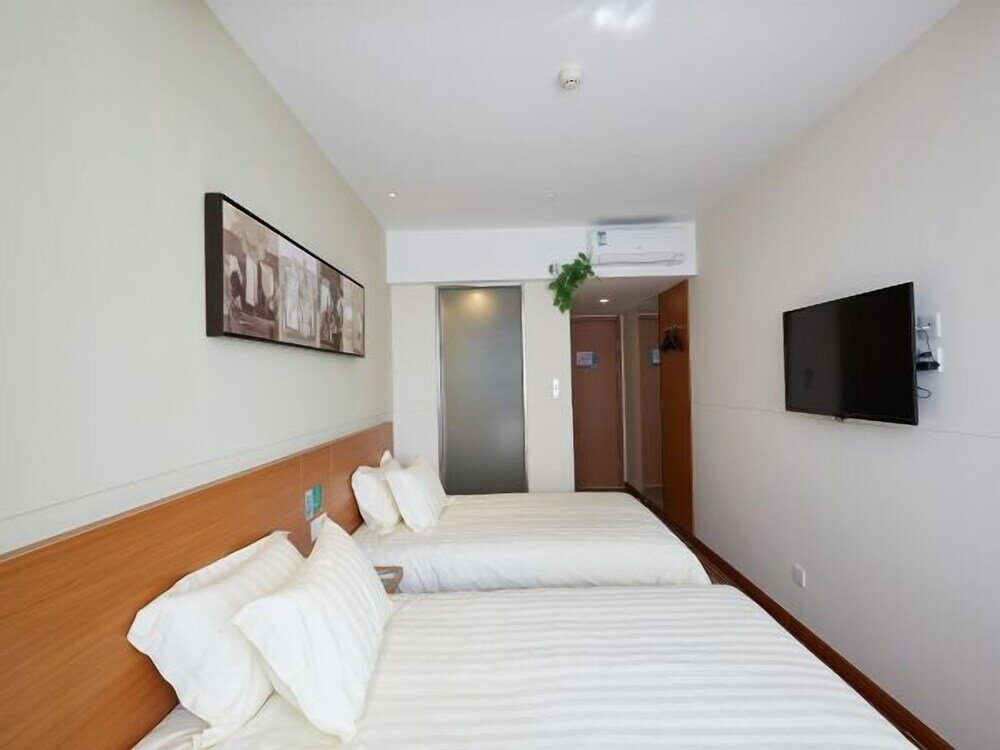 Фото Jinjiang Inn Style Hangzhou Linping East Lake North Road