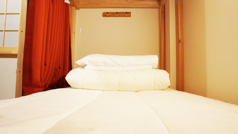 Фото Poly Hostel 2 Namba