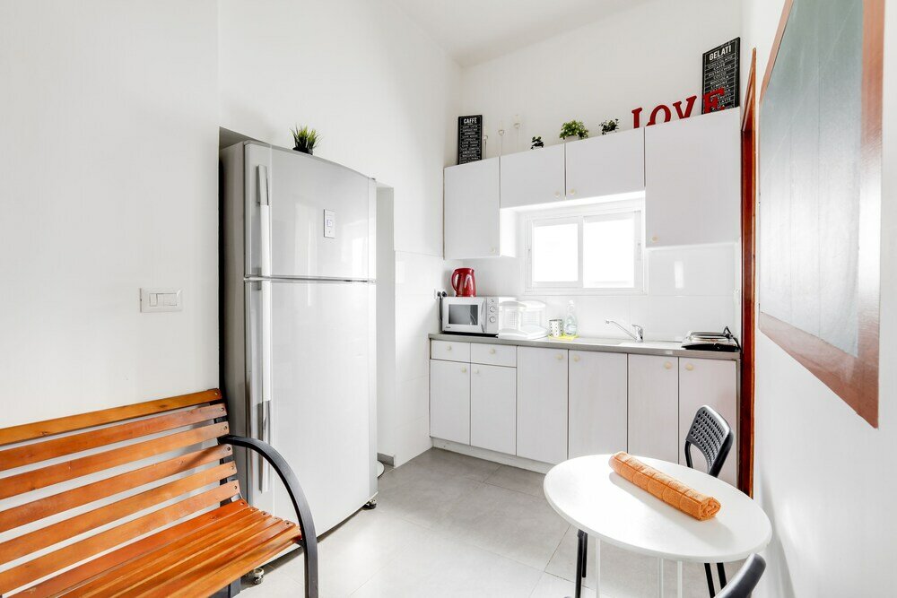 Фото Central Apartment near Bograshov Beach