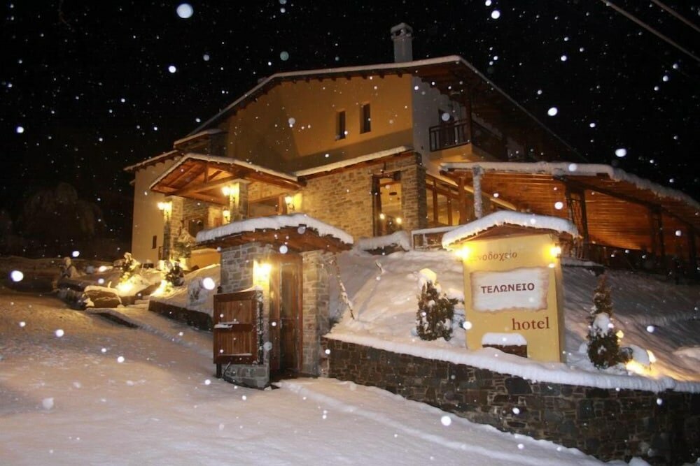 Фото отеля 1