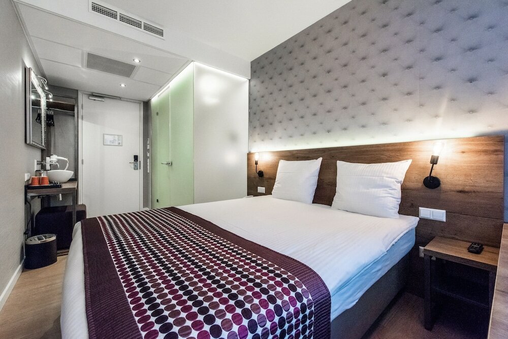 Фото Melrose Hotel