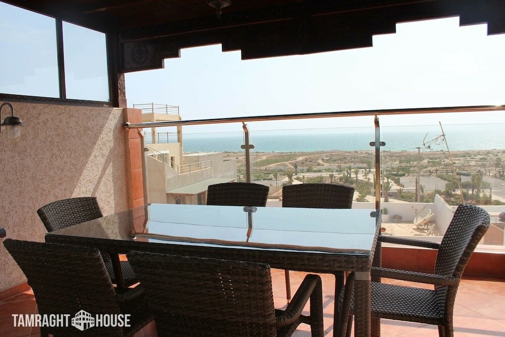 Фото Tamraght House