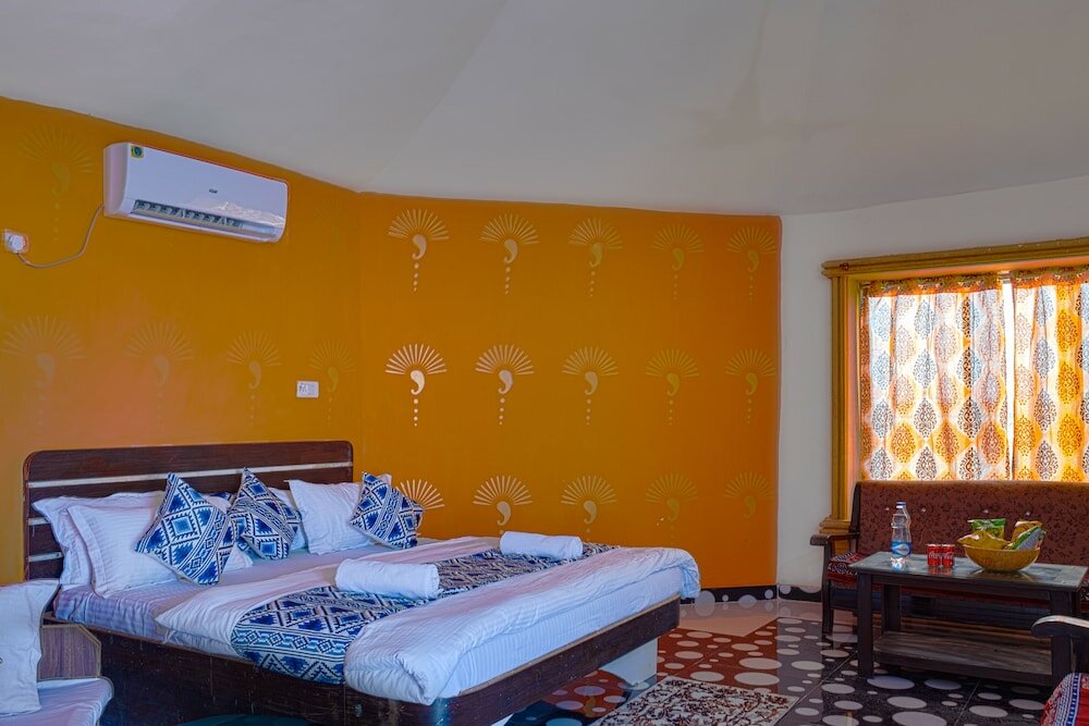 Фото Sunrise Desert Resort