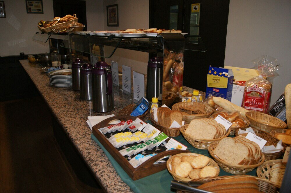 Фото Hotel Font del Marge