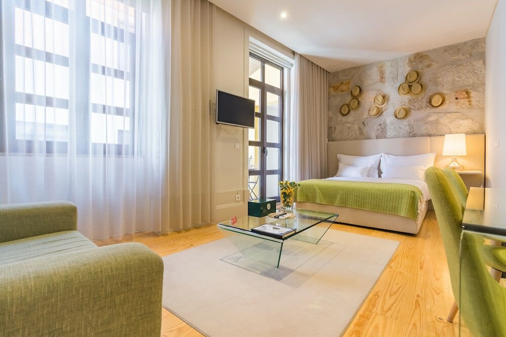 Фото Oporto Near Apartments