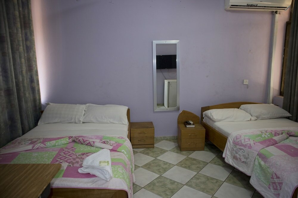 Фото Radach Lodge & Conference Centre