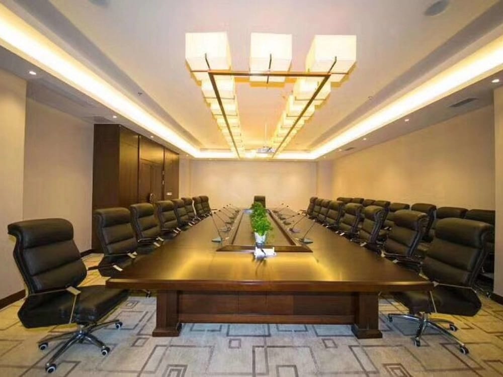 Фото Ibis Styles Nanjing Qilin Gate Hotel