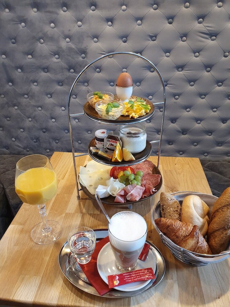 Фото Urban Boutique Hotel