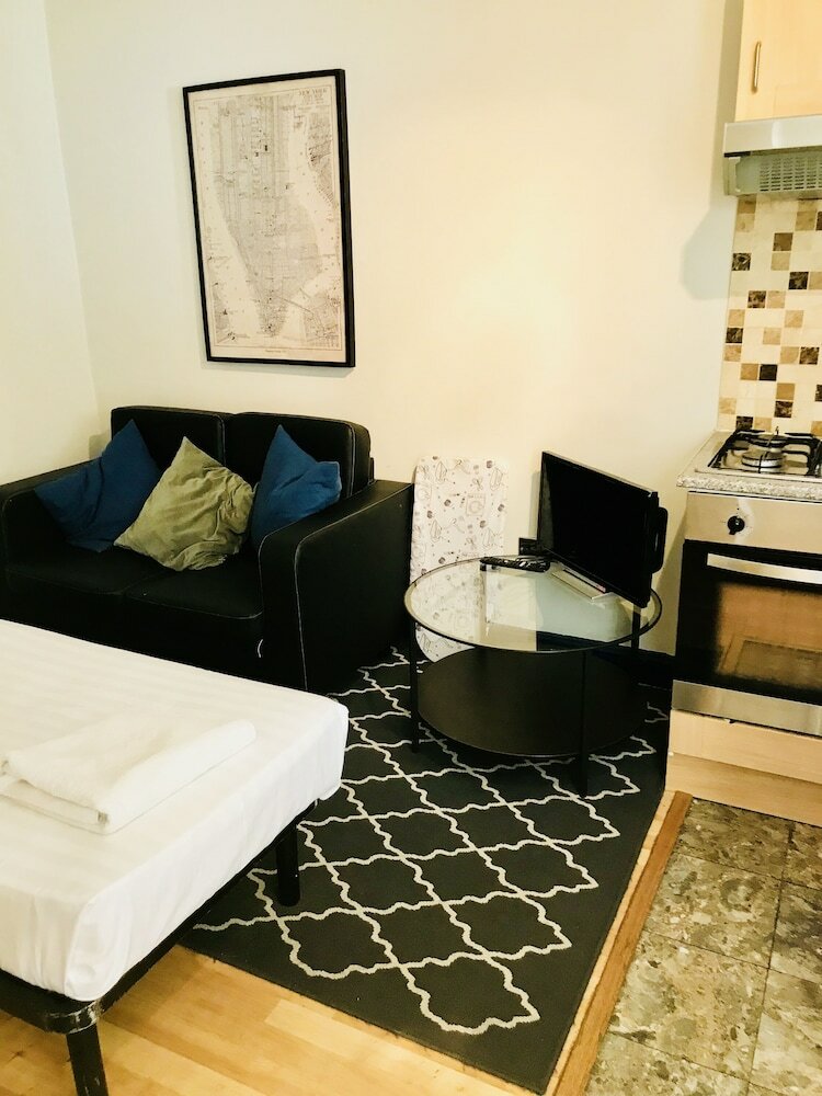 Фото Swinton Hotel