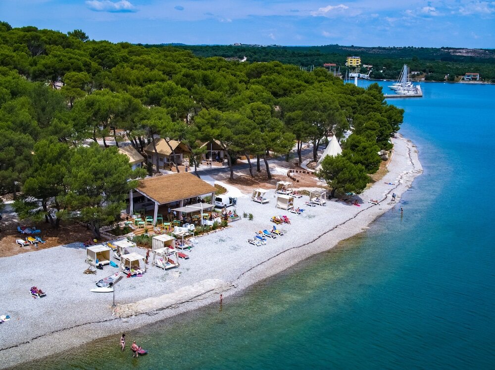 Фото Arena One 99 Glamping