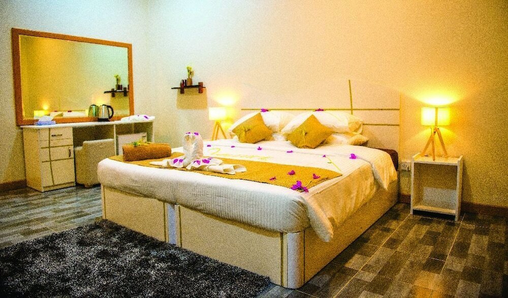 Фото South Ari Inn