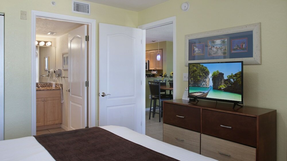 Фото Surf Beach Resort by Sunsational Beach Rentals