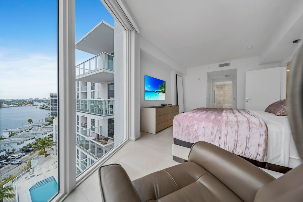 Фото Ocean view Amazing 3br at Tiffany House