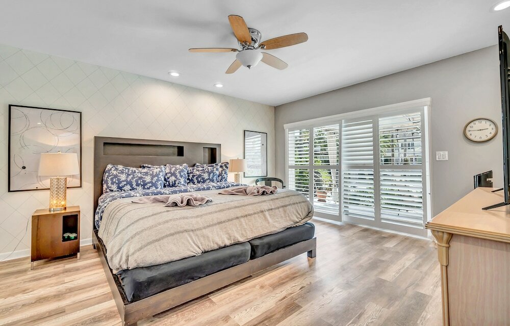 Фото Casa Flamingo Intracoastal Heated Pool