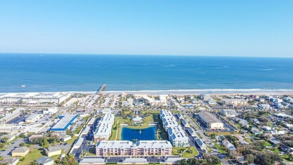 Фото Seaside at Anastasia 306