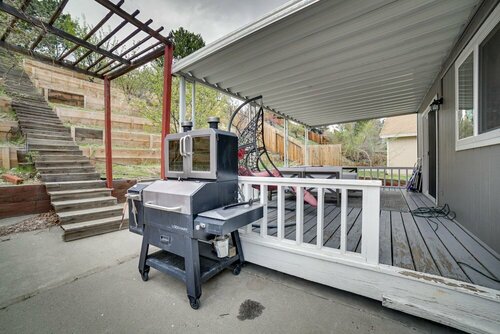 Гостиница Reno Getaway w Spacious Patio & Grill! в Рино