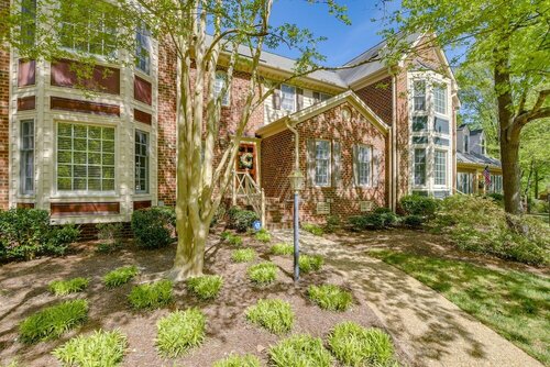 Гостиница North Raleigh Vacation Rental ~ 8 Mi to Downtown! в Роли