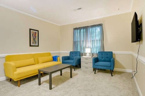Гостиница Lakefront Raleigh Retreat ~ 7 Mi to Downtown! в Роли